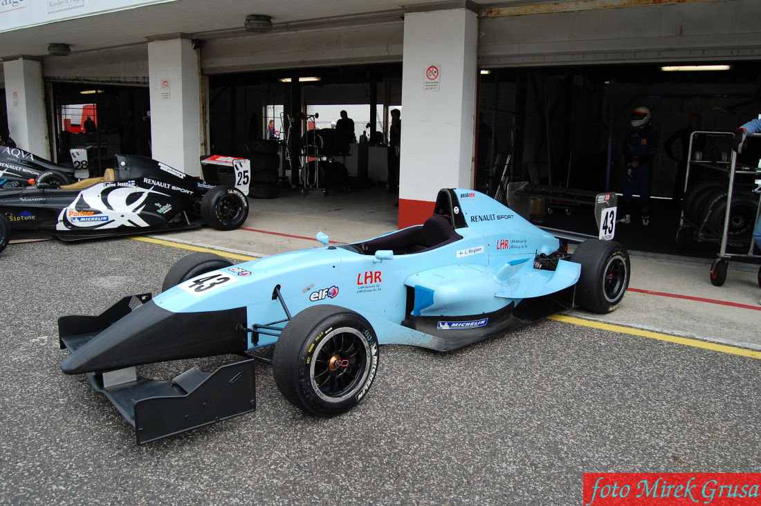 formula_renault10.jpg